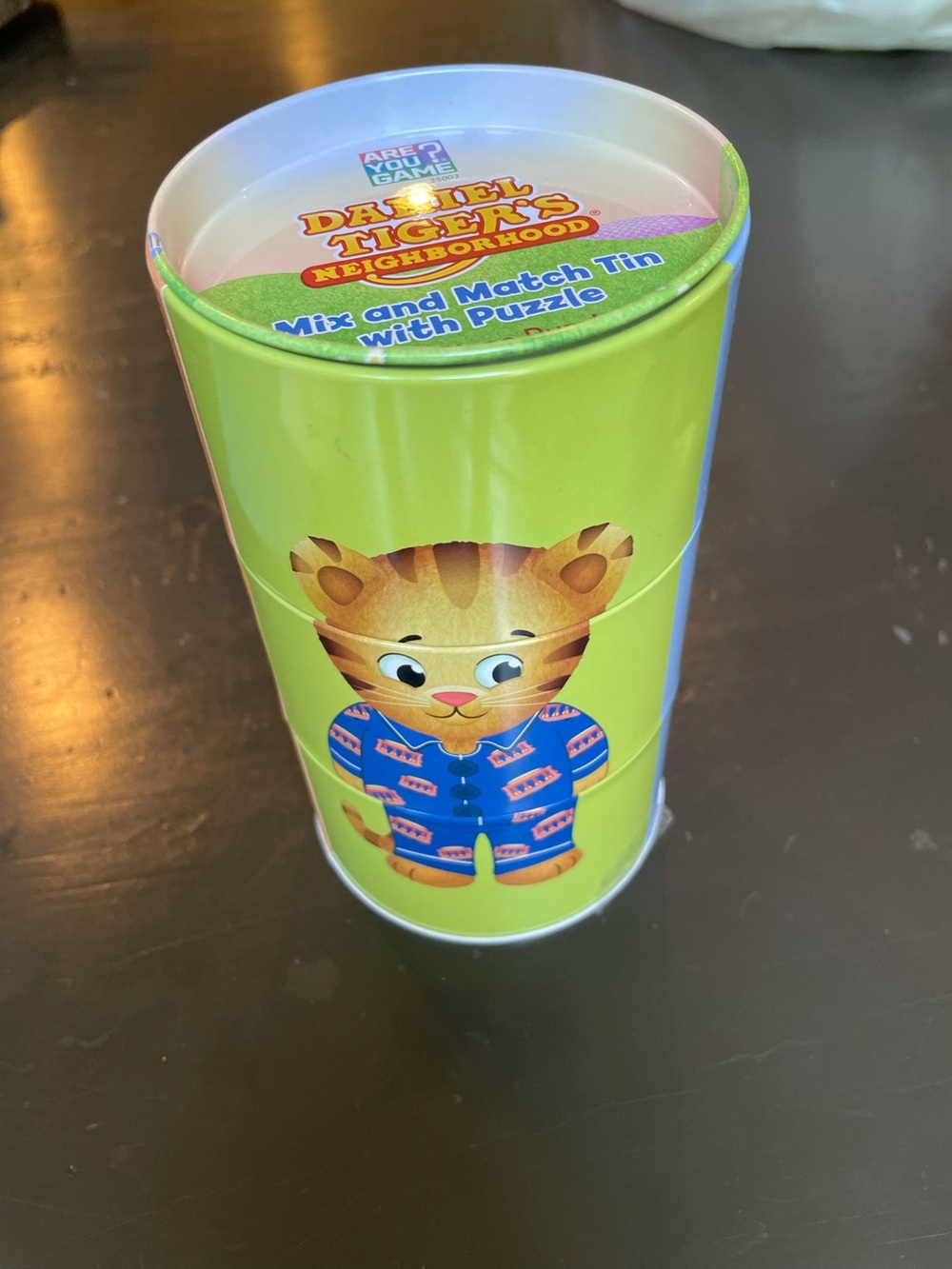Daniel Tiger Puzzle Tin, NWOT all pieces like new